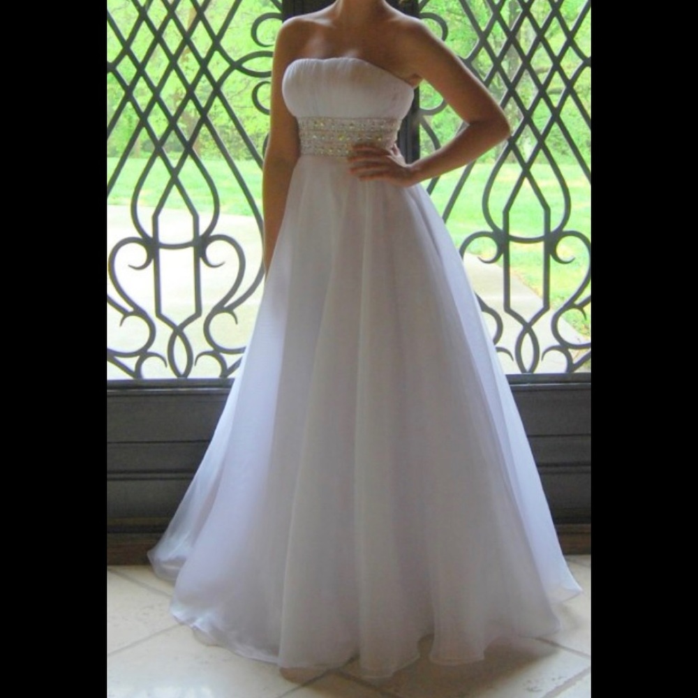 COPY - Stunning Prom Gown
